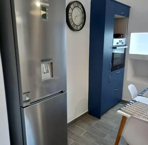 Апартаменты Dipotamata House Syneti Sineti