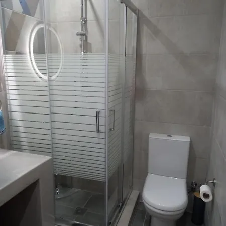 Dipotamata House Syneti Sineti